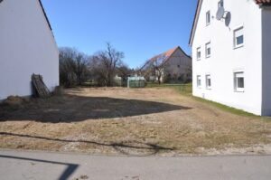 Grundstück