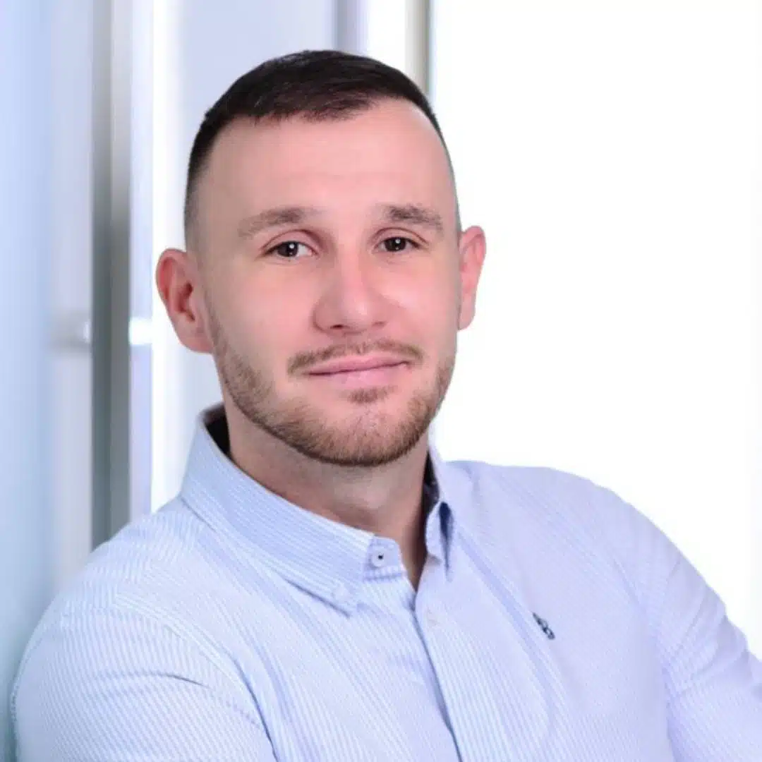 Portrait eines Immobilienberaters